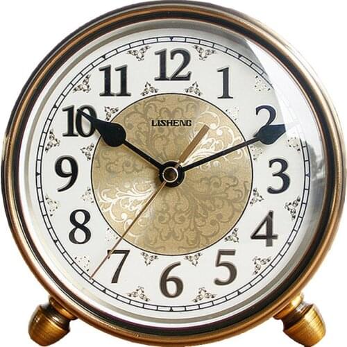 New European Mute Table Clock Living Room Office Bedroom Desk Clock Home Decoration Table Watch Round Metal Vintage Clock