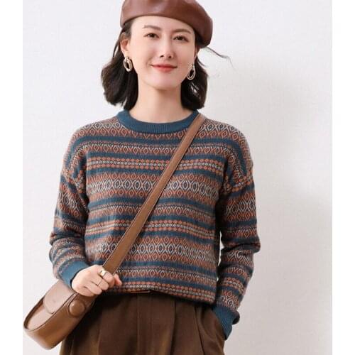 New Ethnic Style Cashmere Wool Flower Knit Pullover Women O-neck Sweater Loose Elegant Thicked Print Winter Casual Sweater