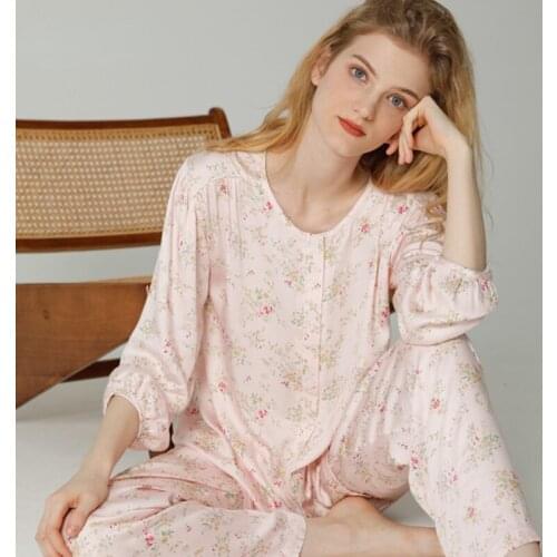 2021 Autumn New Satin Pajamas Womens Elegant Flower Button Long Sleeve Trouser Suits Round Neck Viscose Thin Two Piece Set