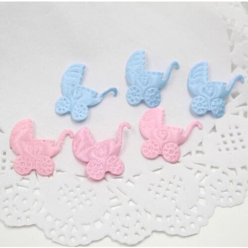 100pcs\pack Crafts DIY Toys for Children Baby Cart Bib Footprint Style Kids Beads Boy Girl Clothing Shoes Party Decor Supplies