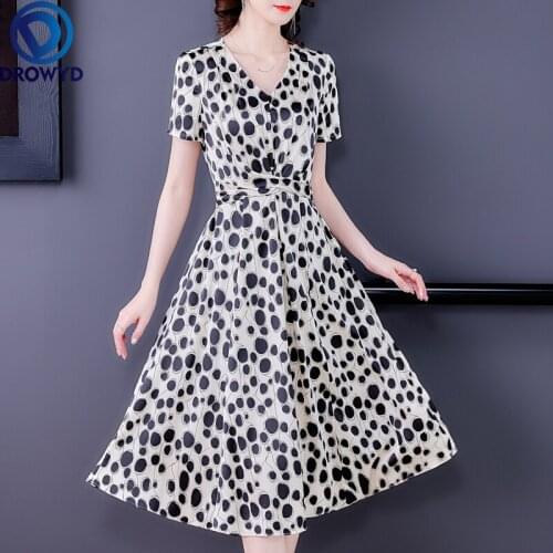High-end Chiffon Maxi Dress Female Short-sleeved Summer 2021 New V-neck A-line Dress with Waist and Thin Polka Dot Print Dress