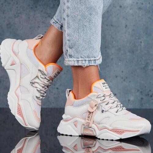 Running Shoes Women Breathable Casual Shoes Outdoor Light Weight Sports Sneakers Walking Platform Ladies White