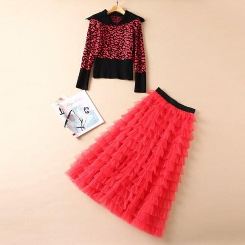 European and American womens autumn 2021 new Long sleeve printed knit sweater Gauze cake skirt Fashion suits