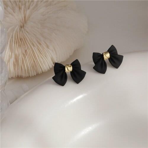 Fashion Bowknot Shape Drop Earrings For Women Vintage Jewelry Modern Party Wedding Accessories Trendy Dangle Earrings