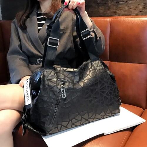 Genuine Leather Large Capacity Handbag for Women 2020 New Solid Color Shoulder Messenger Bag Ladies Casual Travel Baggage Purses