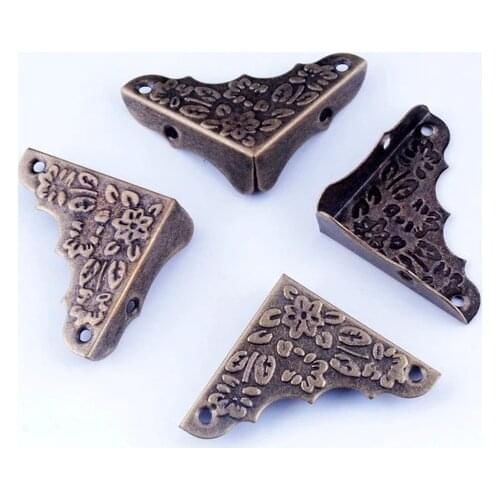 Free Shipping-20pcs Antique Bronze Pattern Carved Metal Book Corner Albums Menus Folders Corner Protectors 37x52mm J2327