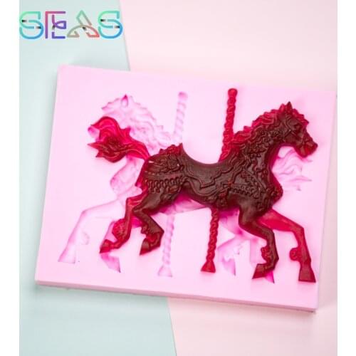 Carousel Silicone Mold Pastry Tools Accessories Baking Molds Biscuits Creativity Baking Molds DIY Molds Bakery Accessories