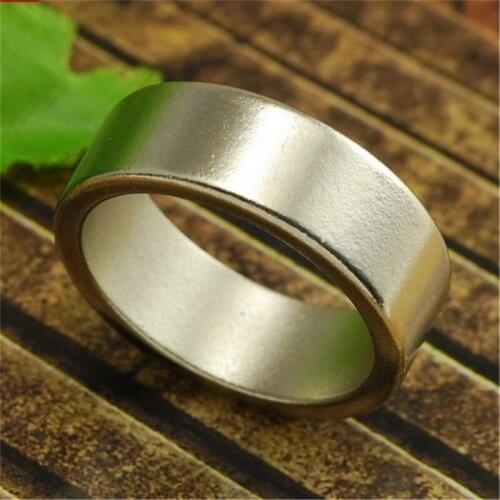 Hot Sale Magic Rings Silver Color PK Ring Strong Magnetic Rings Magic Tricks 18mm 19mm 20mm 21mm PK Rings