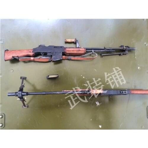 1: 6 Weapon Metal Gun WWII US Browning Machine Gun M1 Light Machine Gun WWII Famous Gun