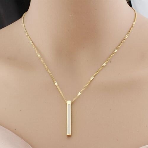 Pendant Necklace Womens Gold Color Short Necklace Temperament Fashion Jewelry Wholesale