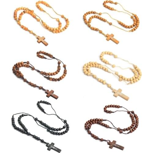 Natural Pine Wood Grain Beads Jesus Cross Rosary Necklace Carved Rosary Pendant Christian Jewelry Necklace Harajuku