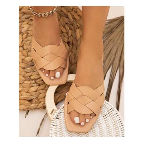 European and American brand sandals womens explosive summer womens casual soft slippers beach flat shoes slipper two colors