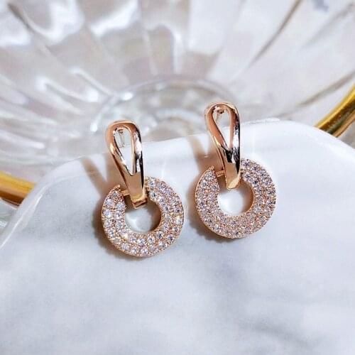 2021 New Arrival Charms Gold Geometric Pave Inlaid Zircon Earring for Women Elegant Temperament Stud Earrings Fashion Jewelry