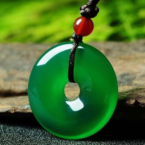 Natural Green Through Hand-carved Jade Pendant Pendant Jewelry Necklace Fashion Boutique Men and Women Ice EmbellishGreenPendant