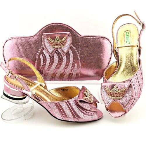 2021 Nigeiran Hot Selling Fashion Rhinestone and Metal Decoration Ladies Shoes and Bag Set in Pink Color for Party Wedding