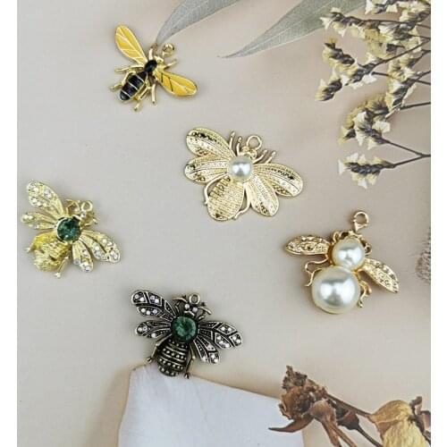10pcs Chic Pearl Insect Bees Enamel Charms Pendants Rhinestone Big Bee Metal Charm DIY Bracelet Necklace Dangle For Jewelry Make