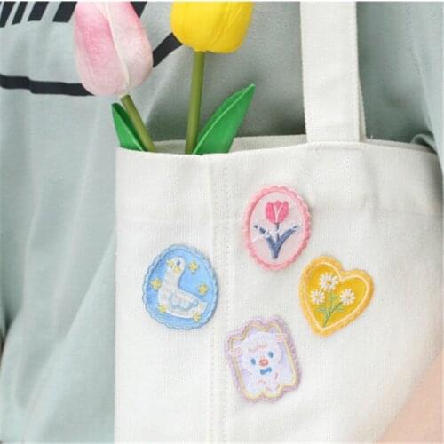 Maxsin 1 Pc High Quality Embroidered Cute Flowers Sticker Cartoon Animal Patches Iron On Clothes Jeans Decoration Appliques DIY