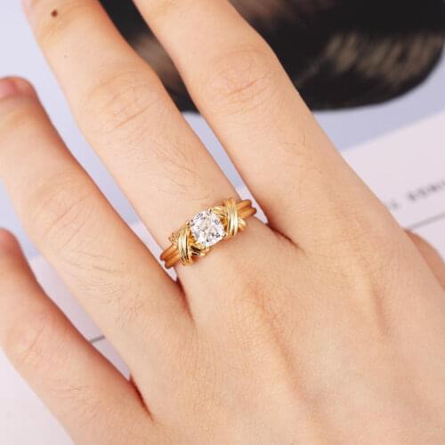 Rings For Women Vintage Style 4 Claws Zircon Twist Knot Light Yellow Gold Color Wedding Gift Fashion Jewelry KBR013