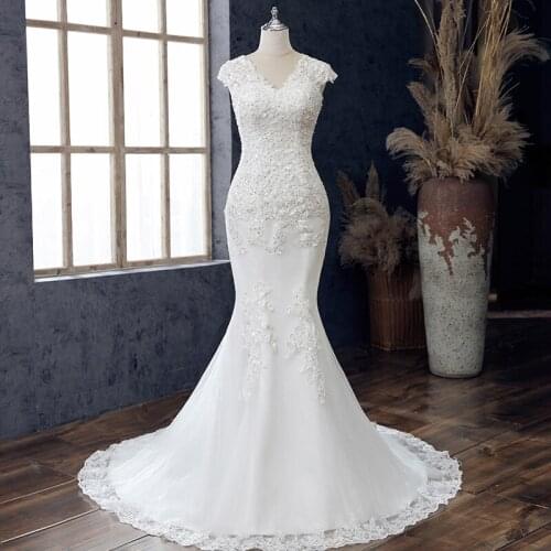 Sexy V-neck Mermaid Dress 2021 New Sleeveless Lace Trumpet With Court Train Luxury Lace Up Floor-length Wedding Dress Customize