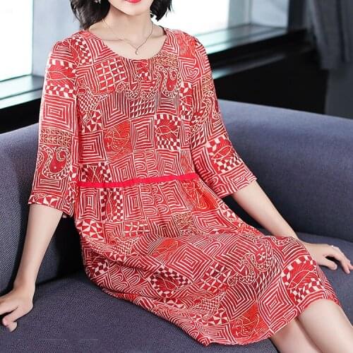Imitate Real Silk Dress Women Temperament Slim O-neck Half Sleeved Printed Dresses Mid Calf length 2018 Spring Summer Dress