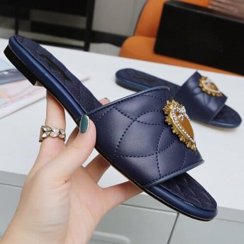 2021 Genuine Leather Slippers For Women Holiday Beach Shoes Metal Decoration Mules Flat Summer Ladies Slides Brand Shoes Woman