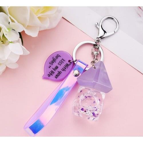 Creative Acrylic Into Quicksand Oil Perfume Bottle Love Key chain Flash Peach for Women Car Keychain Bag Pendant EH137