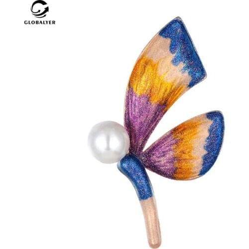 Korean color painting Oil dripping Butterfly Brooch Female High grade corsage Personalized pearl pin Suit accessories 765