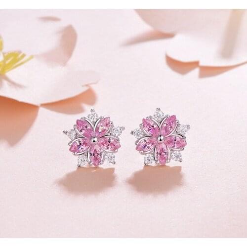Japanese New Cherry Flower Crystal Earrings Fashion Ladies AAA Zirconia Anti Allergy Earrings Charm Ladies Engagement Jewelry