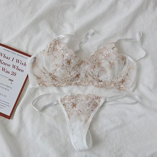 Embroidery bra set beautiful and ultra-thin soft and transparent, passionate temptation sexy midnight womensbra panties set