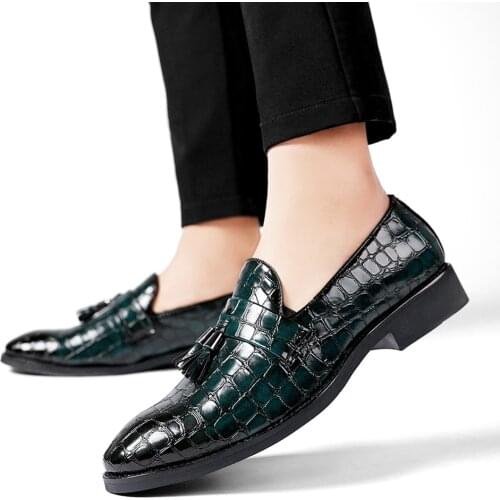 Mens Crocodile Pattern Dress Wedding Shoes Tassels Nightclub Party Loafers Wingtip PU Leather 3Colors Plus Size New 2021