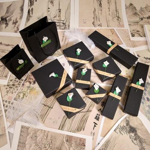 12 Pack/Lot High Quality Black Favour Kraft Jewelry Box Lily Flower Bulk Gift Boxes Bag Necklace Watch Pendant Jewelrt Box