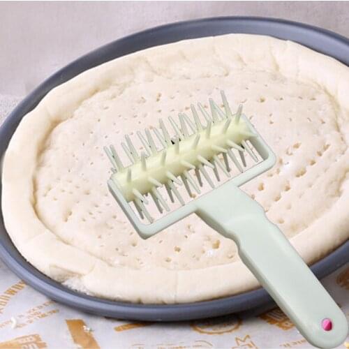 1 PCS Hot Sale Pizza Pastry Roller Pin Baking Cookie Biscuit Dough Pie Holes Puncher Tool