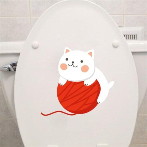 YOJA 22*19CM A Cat Playing With Fur Balls Home Washroom Decor Toilet Stickers Wall Decal T1-0004
