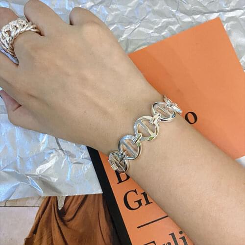 Korea Highend Design Sense Plated 925 Sterling Silver Niche Pig Nose H Buckle Hollow Shape Bracelet Fashion Light Luxury Jewelry