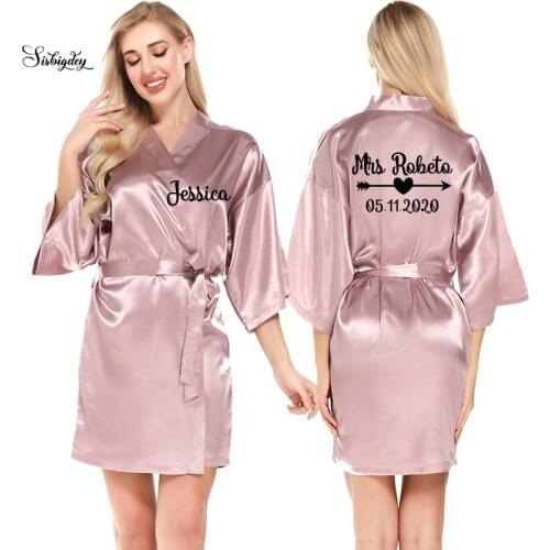Personalized Mrs date Bride Robe women custom name with heart arrow Peignoir bridesmaid satin kimono mauve pink bridal robes