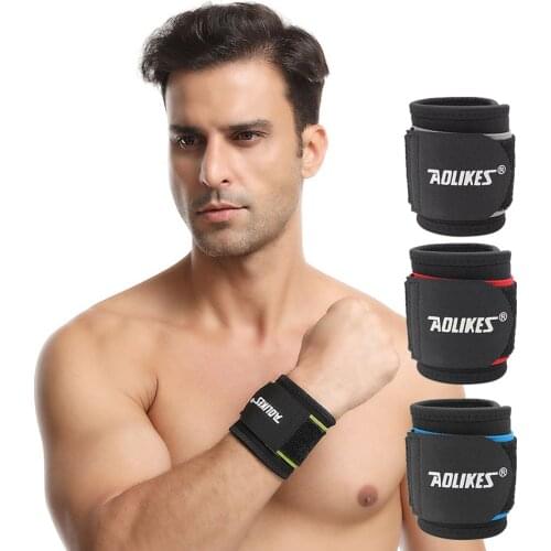 1PCS Wrist Brace Support Belt Fitness Weightlifting Bracers Power lifting Wristband Support Elastic Wrist Wraps Hand Protection