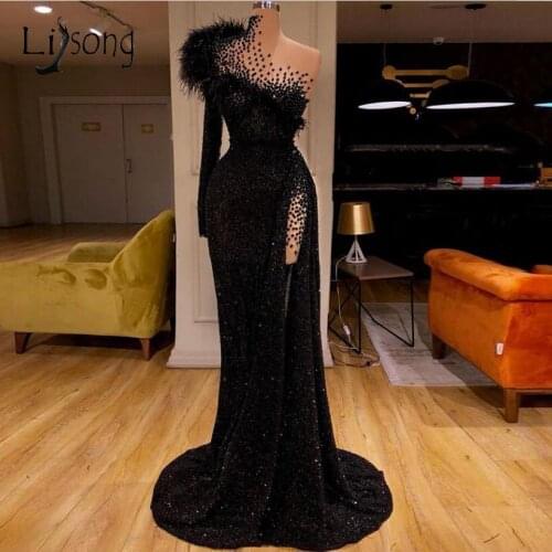 High End Black Beaded Mermaid Prom Dresses 2020 One Shoulder Sexy High Side Split Long Prom Gowns Feather Formal Dress