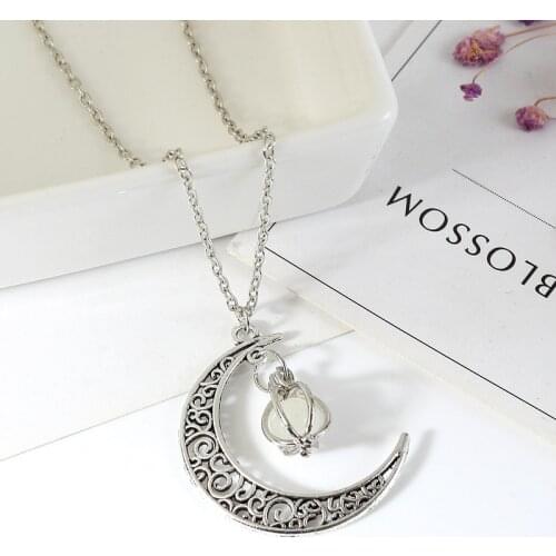 1pcs Wish explosion models Halloween ghost hollow moon necklace love birdcage luminous beads pendant short necklace