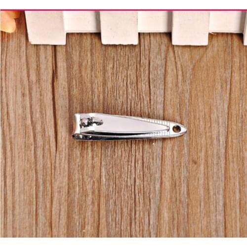 24 pcsNail Clippers Oblique Mouth Nail Scissors Professional Manicure Trimmer High Quality Toe Nail Clipper With Clip Manicure T