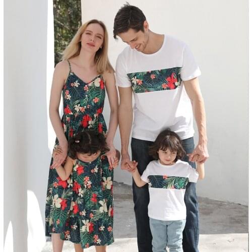 Baywell Summer Family Clothes Outfits Mom Daughter Dad Son Flower Print Top Baby Romper Mommy Clothes Family Set