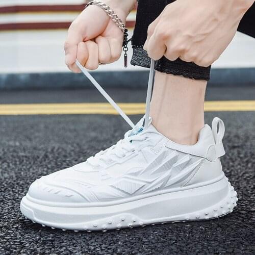 Thick Sole Men Casual Shoes 2021 Fashion Design Running Shoes Soft Mens Chunky Sneakers Street Style Man Tennis Sports Footwear