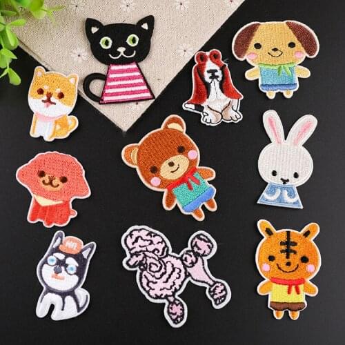 PGY 1PCS Animal Black cat Tiger Little bear Patch Iron Badge Patches Embroidered Akita dog Patch Clothes Stickers Free distribu