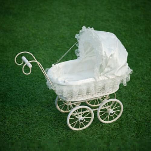 Newborn Photography Trolley Car Props Baby Girl Photo Shoot Posing Studio Cradle Basket Props Infant bebe fotografia Accessories