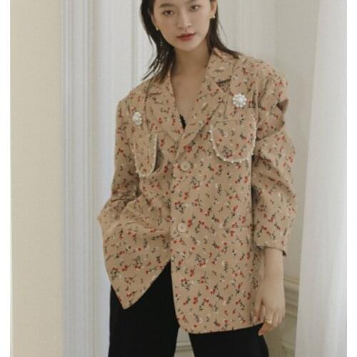 Vintage Floral Blazer Women Khaki Pearl Patch Designer Jacket Coat Fashion 2020 Spring Fall Blazer Coat Suit Ladies Outwear