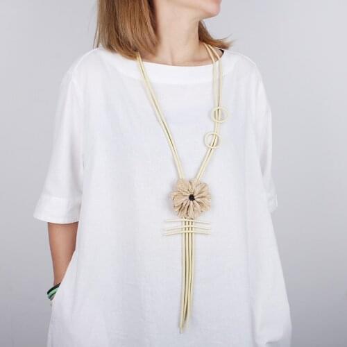 YD&YDBZ Luxurious Flower Pendant Necklaces For Ladies Ethnic Black Bead Statement Necklace Handmade Rubber Long Tassel Jewelry