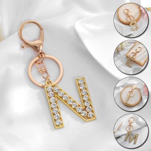 Fashion A-Z Initial Keychains Keyrings For Women Men Crystal Couple Alphabet Cute Key Rings Chains Bag Charm Gift Accessories