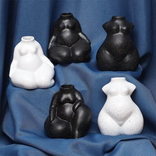 Nordic Creative Resin Fat Woman Art Vase Living Room Flower Arrangement Desktop Art Decoration Home Decoration
