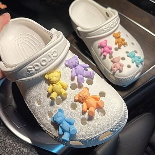 Cute Bundle Croc Charms Designer New Brand Shoes Charms for Crocs DIY JIBZ Bear Clogs Charms Vintage Fashion Shoe Accessories