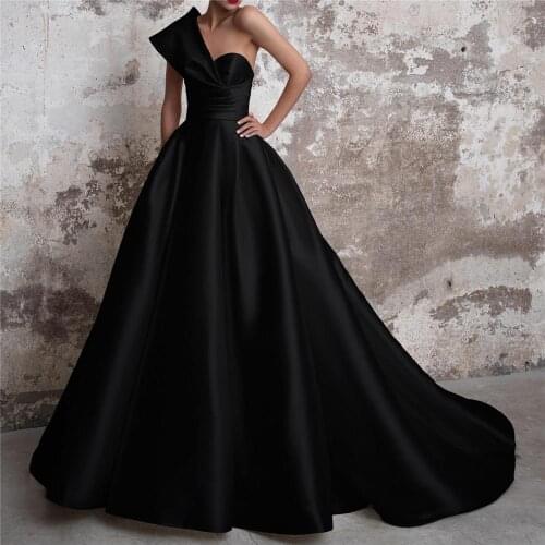 2022 Elegant Evening Dress One Shoulder Heart Neck Black Sleeveless Big Tail Long Prom Gowns فساتين السهرة vestidos de noche