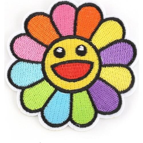 Mix 7pcs/set DIY Garment Accessory Rainbow Applique Eye Smile Embroidery Iron on Patches for Kids Clothing